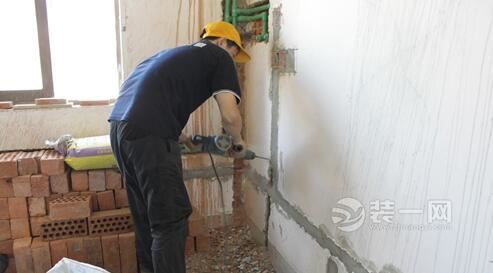 分析地暖翻新流程 12个步骤的工地现场图欣赏
