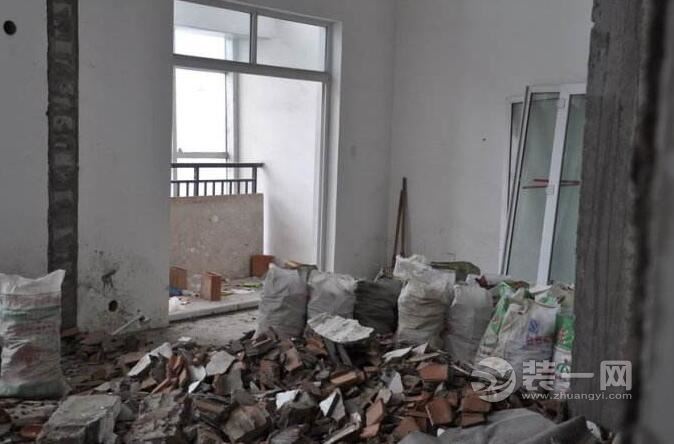 开启空调纠结模式 还有装修第一步砸墙的整体效果
